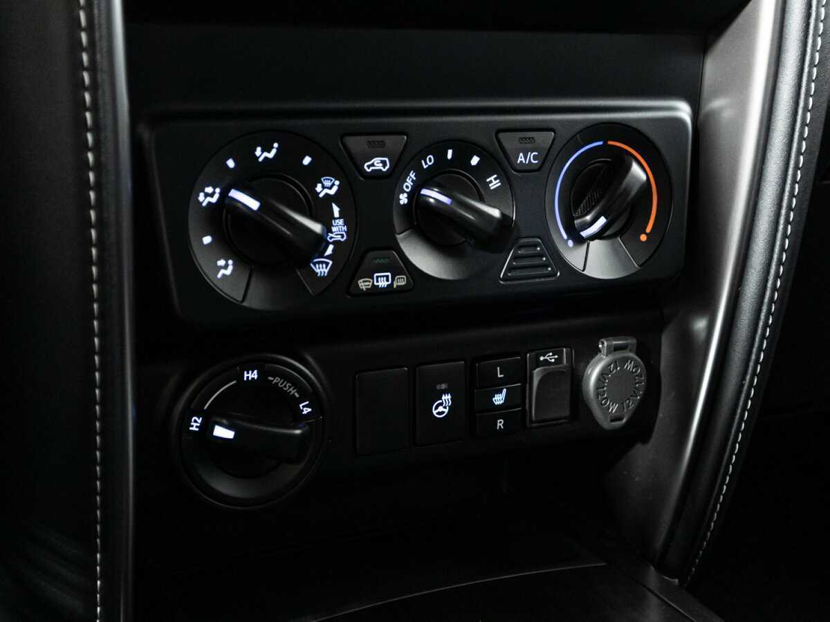 Купить Toyota Fortuner, 2020, 72 000 км, фото №13