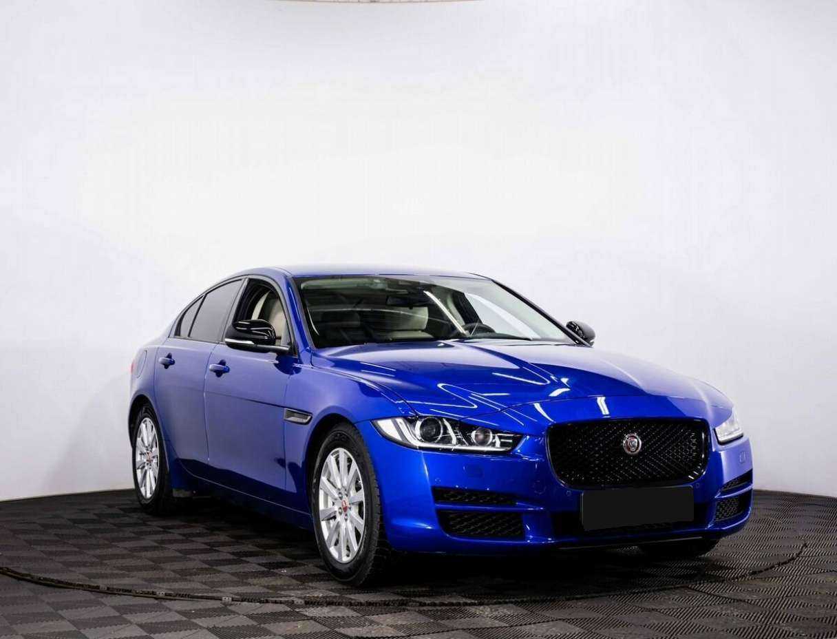 Jaguar XE