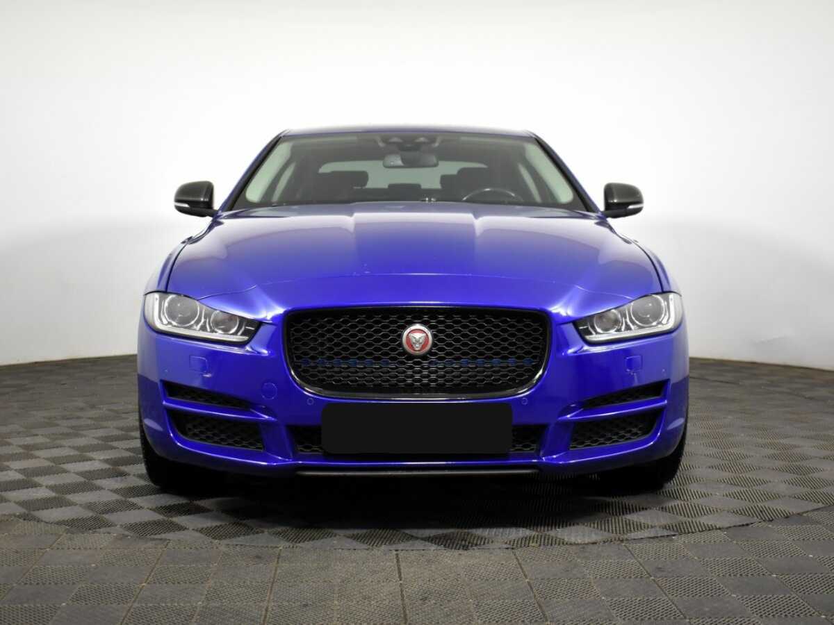 Jaguar XE