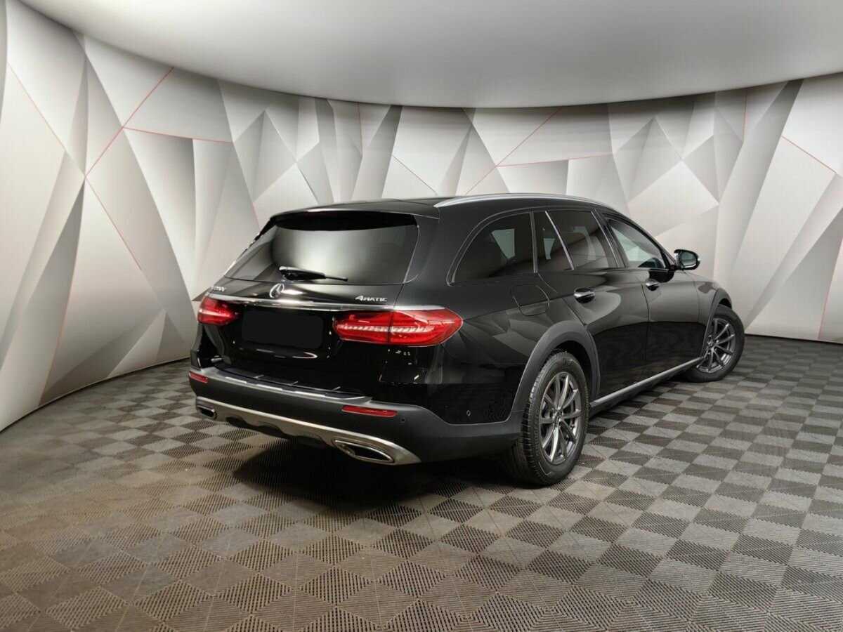 Mercedes-Benz E-Класс