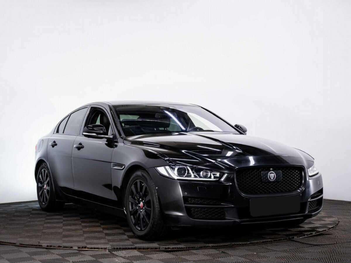 Jaguar XE