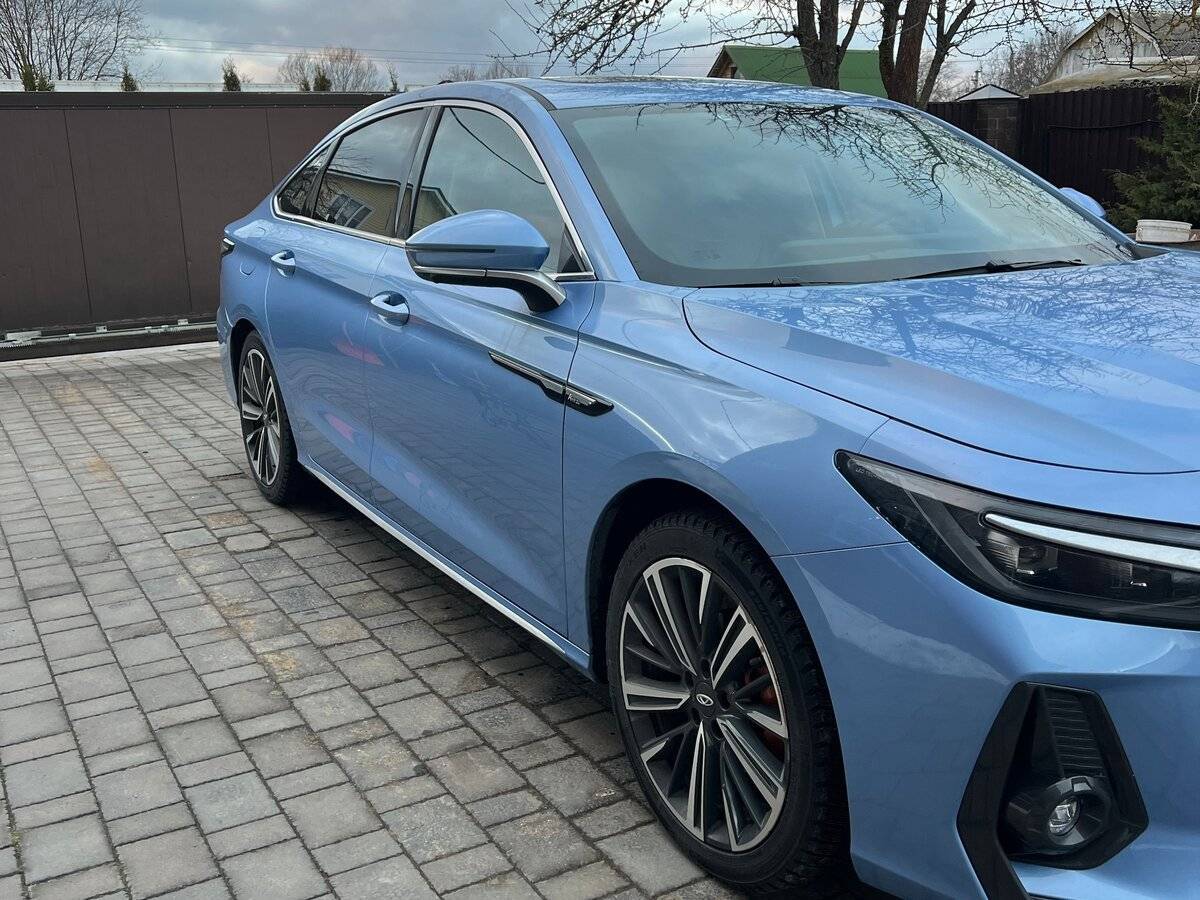 Chery Arrizo 8