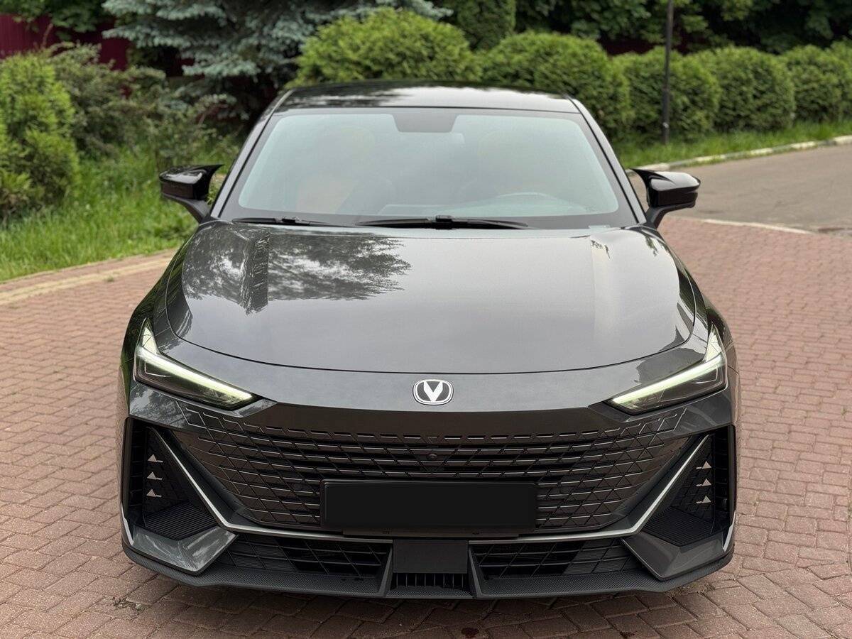 Changan UNI-V