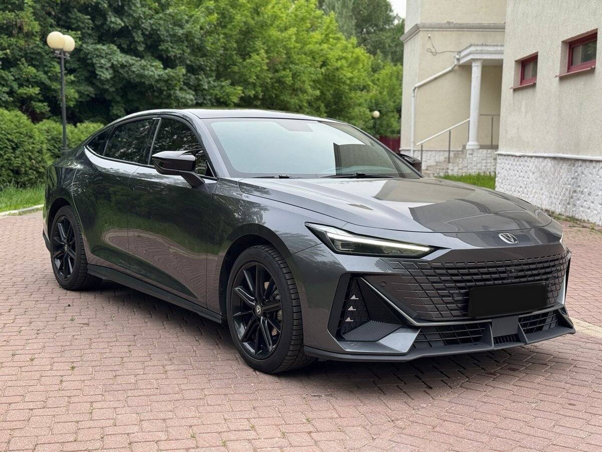Changan UNI-V