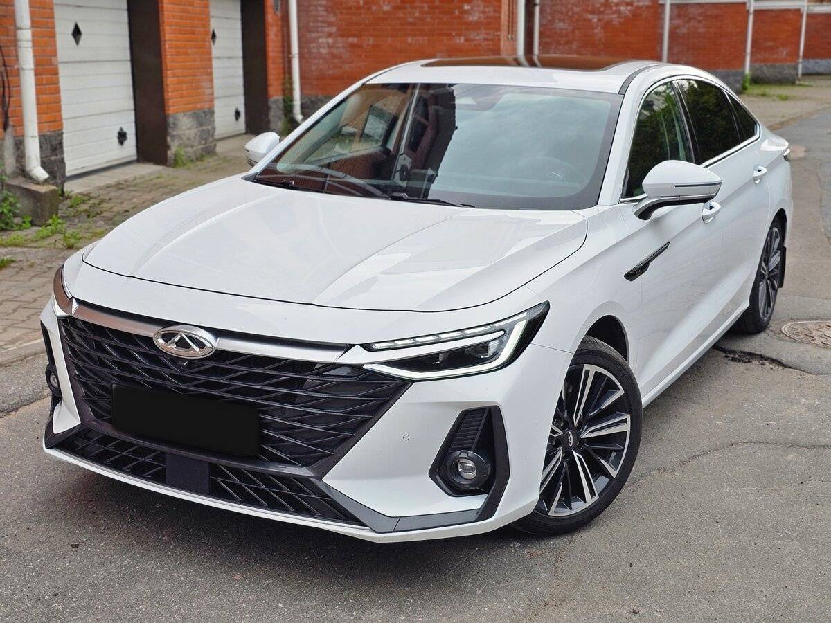 Chery Arrizo 8
