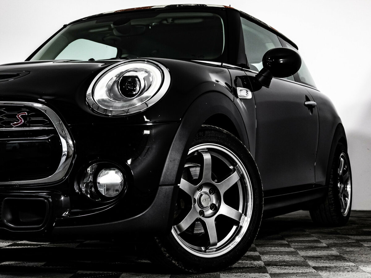 Mini Hatch