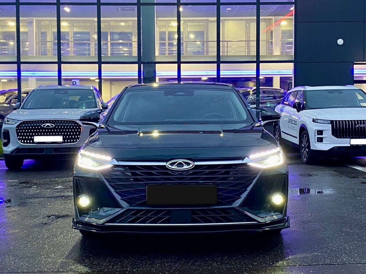 Chery Arrizo 8