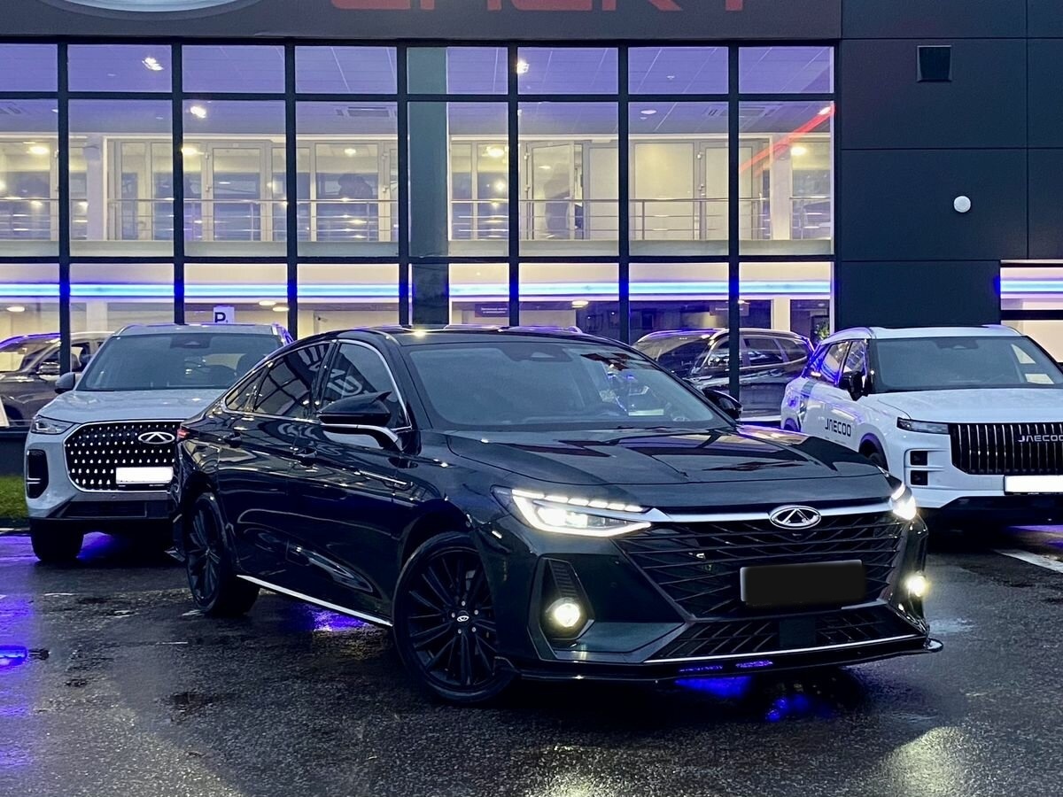 Chery Arrizo 8