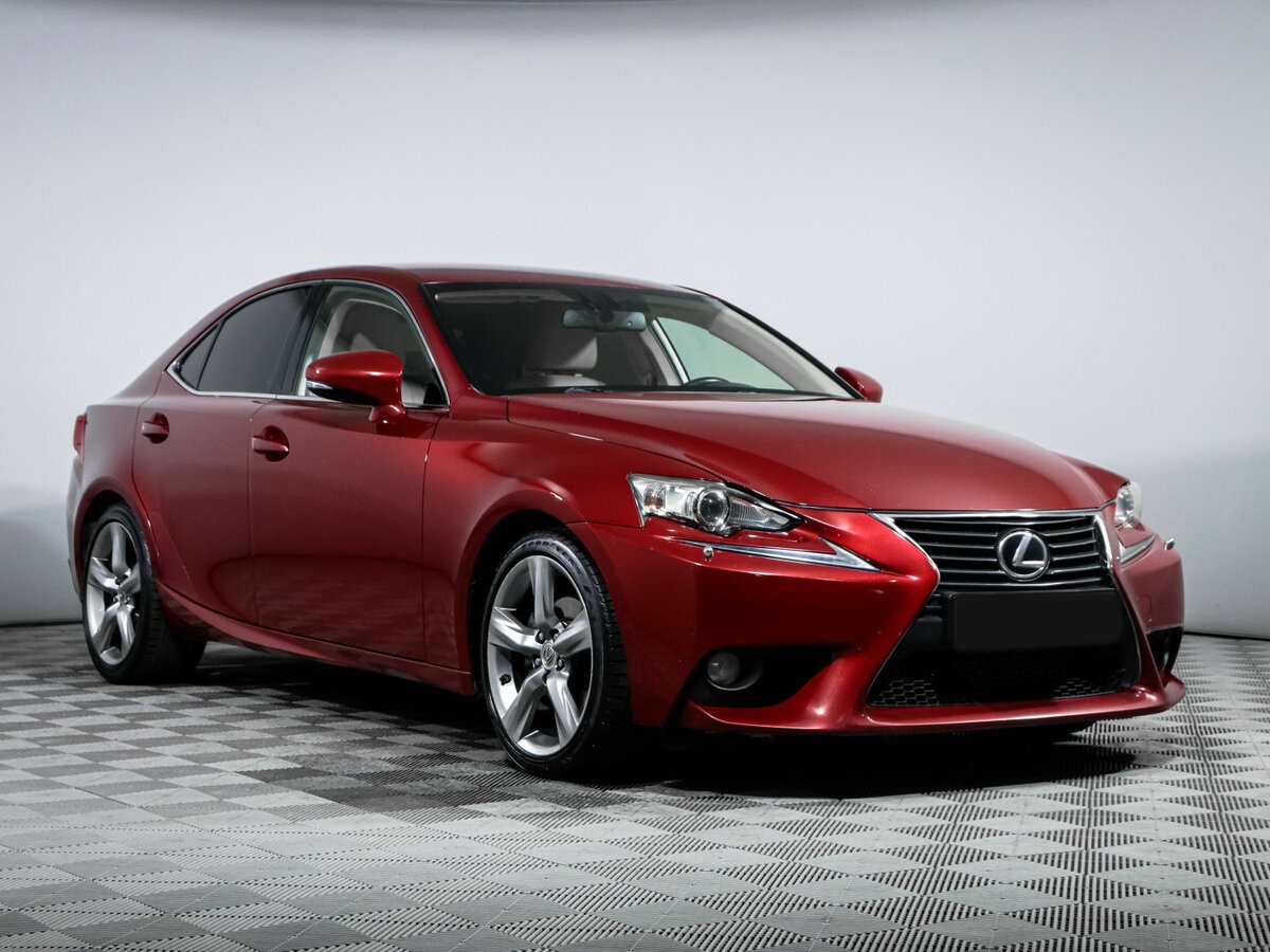 Lexus IS
