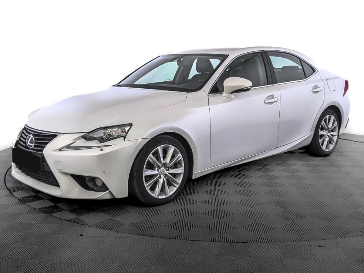 Lexus IS