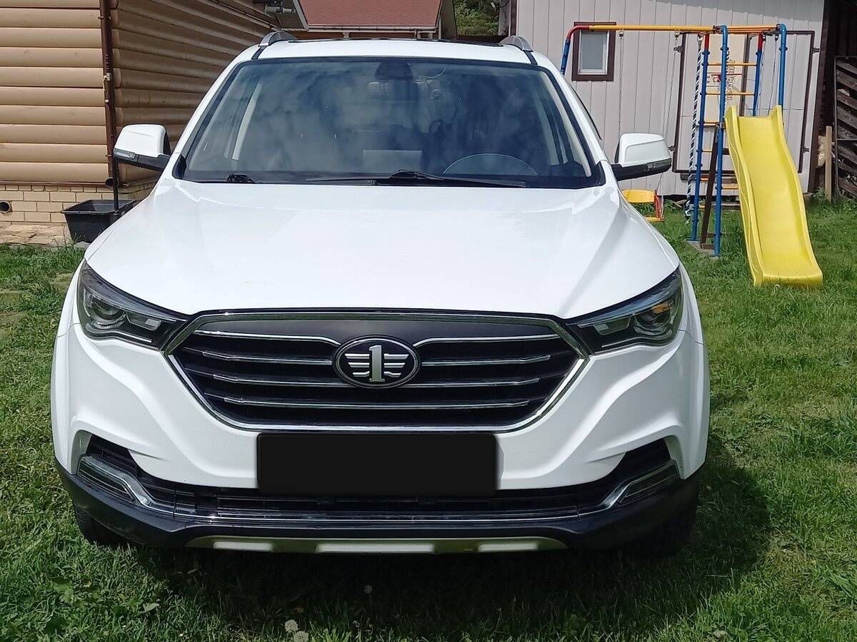 FAW Besturn X40