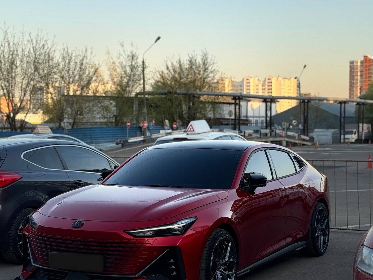 Changan UNI-V