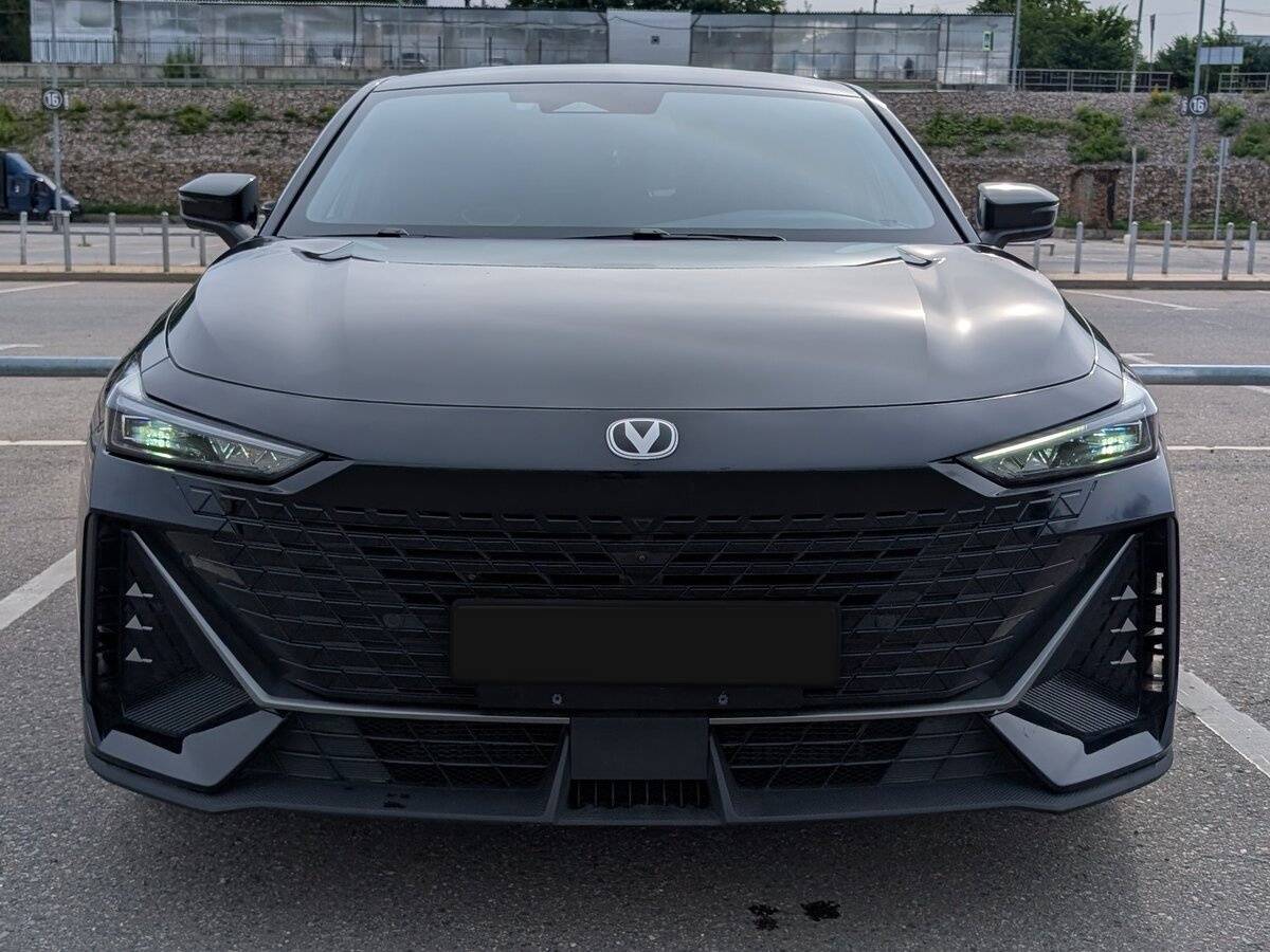 Changan UNI-V