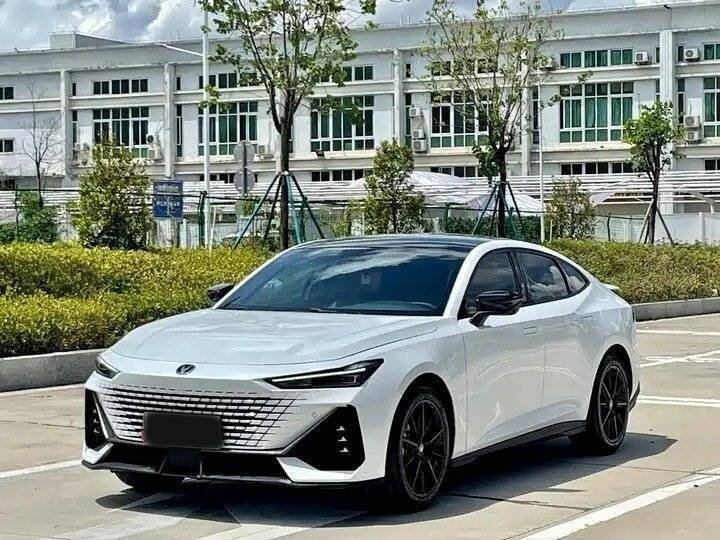 Changan UNI-V