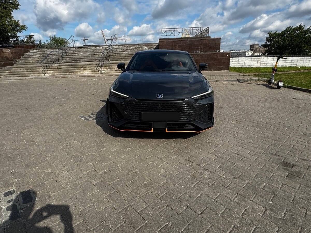 Changan UNI-V