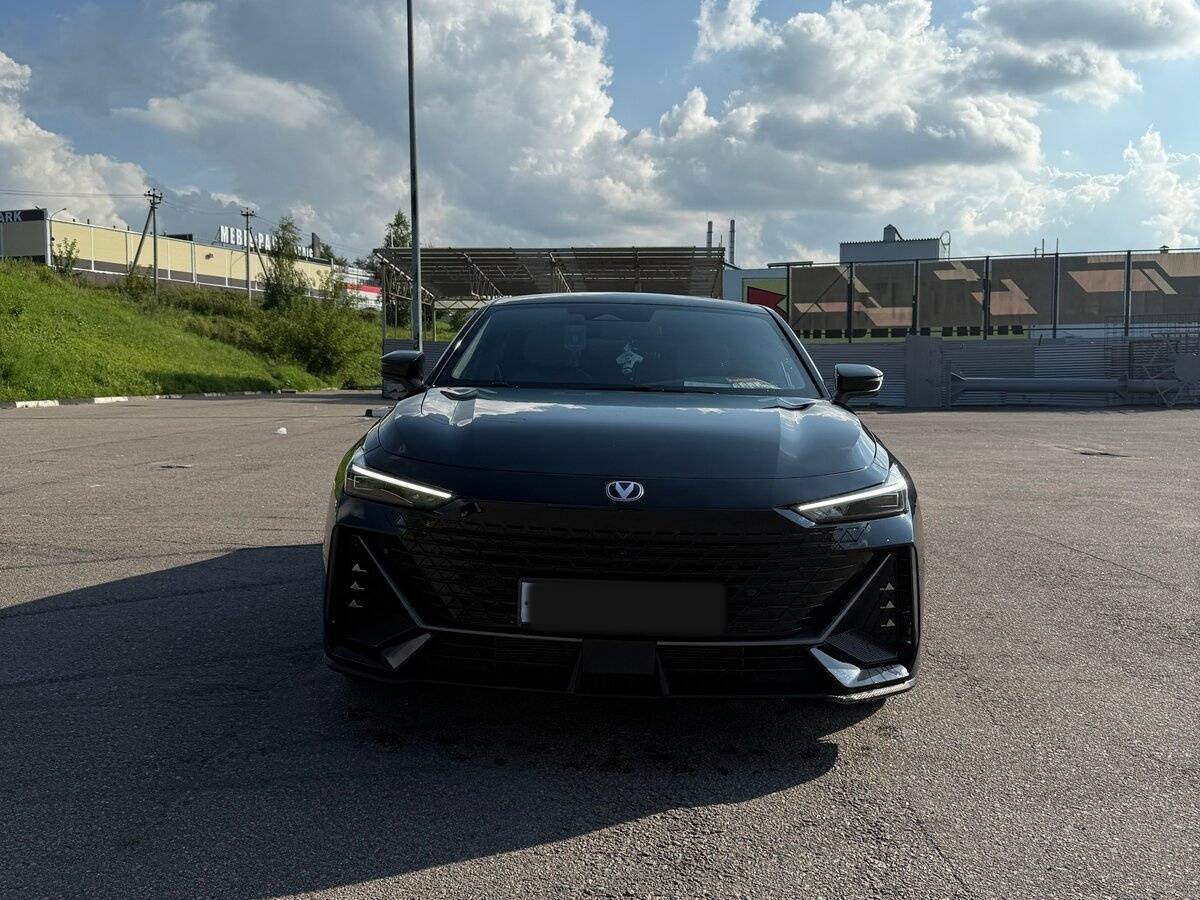 Changan UNI-V